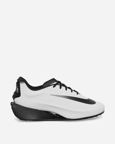 Nike Women S First Sight Noir Sneakers Light Bone / In Black