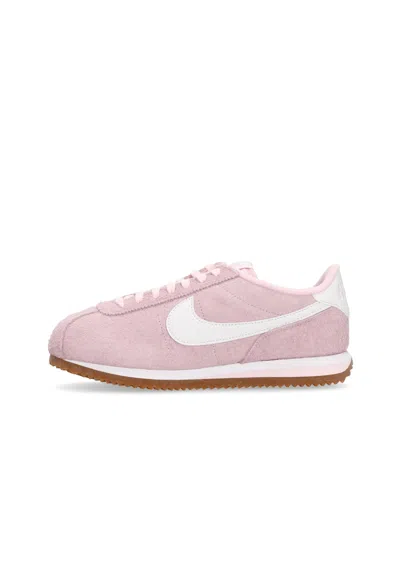 NIKE WOMEN'S SHORT SHOE W CORTEZ VINTAGE SUEDE PINK FOAM/WHITE/GUM MED BROWN