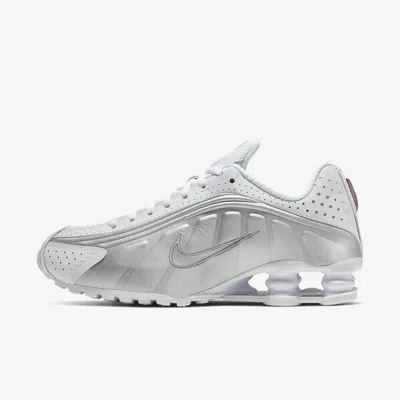 Pre-owned Nike Women's Shox R4 Shoes - White/ Metallic Silver (ar3565-101)