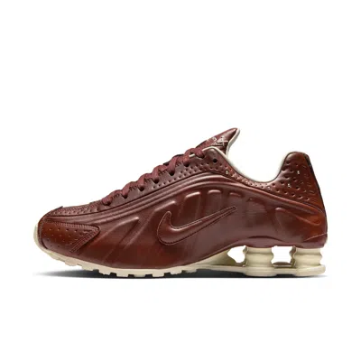 Nike Womens  Shox R4 In Dk Pony/dk Pony/soft Pearl