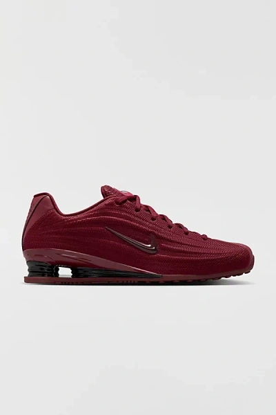 NIKE WOMEN'S SHOX Z SNEAKER IN MAROON, WOMEN'S AT URBAN OUTFITTERS