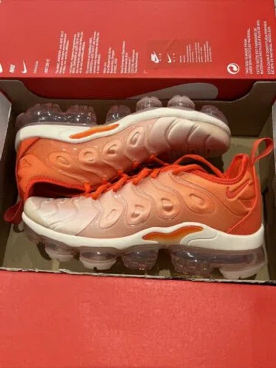 Pre-owned Nike Women's Size 10  Air Vapormax Plus Guava Ice Shoes Dq8588-800 Missing Lid In Orange