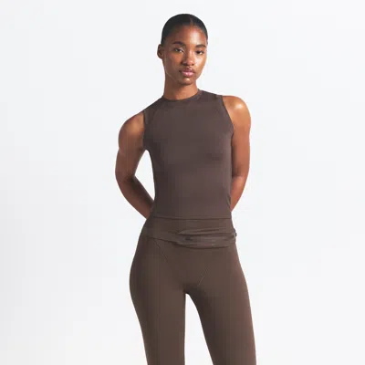 Nike Women's Skims Airy Muscle T-shirt In Brown