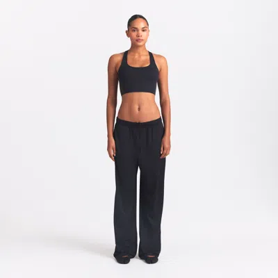 Nike Women's Skims Airy Wide-leg Pants In Black