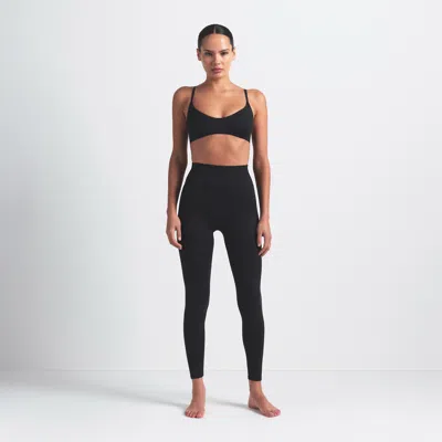 Nike Women's Skims Matte High-waisted 26" Knee Grip Leggings In Black