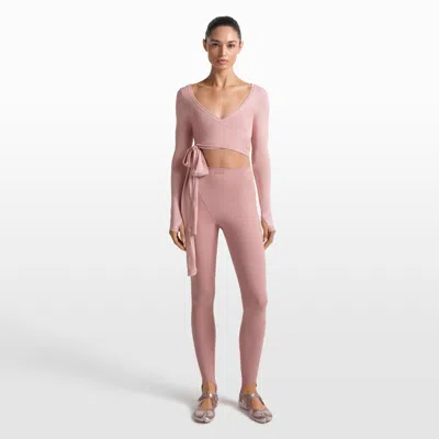 Nike Women's Skims Matte V-panel Stirrup Leggings In Pattern