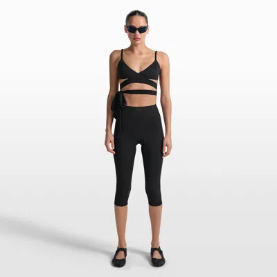 Nike Women's Skims Matte Wrap Bra In Black