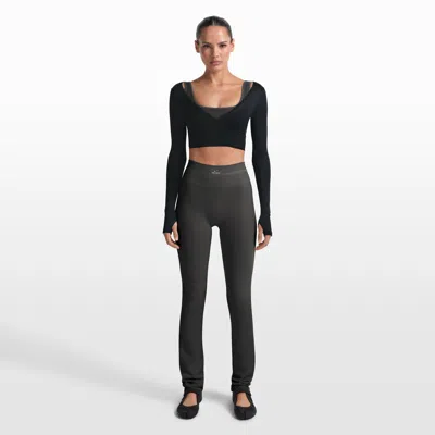 Nike Women's Skims Ribbed Seamless 34" Straight Leggings In Black