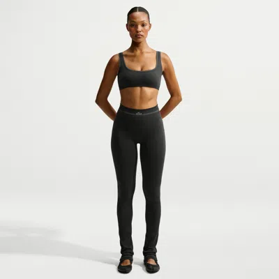 Nike Women's Skims Ribbed Seamless 34" Straight Leggings In Black