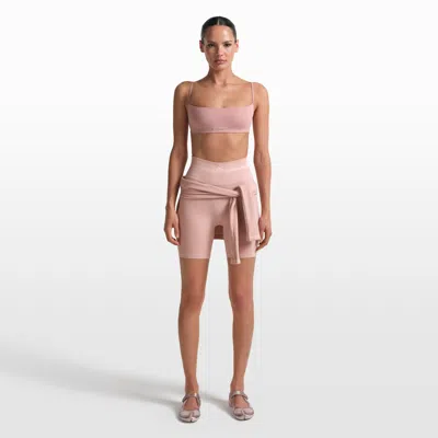 Nike Women's Skims Ribbed Seamless 5" Shorts In Pink