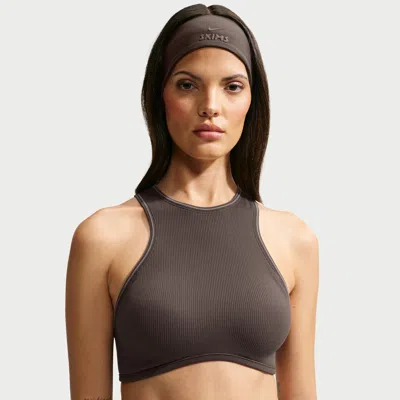 Nike Women's Skims Ribbed Seamless Racerneck Bra In Brown