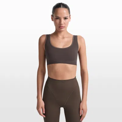 Nike Women's Skims Ribbed Seamless Scoop Bra In Pattern