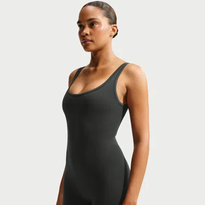 Nike Women's Skims Ribbed Seamless Scoop-neck 5" Bodysuit In Black