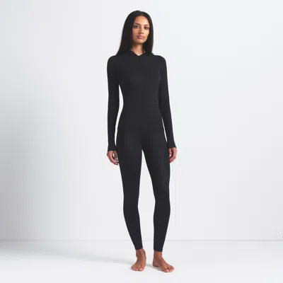 Nike Women's Skims Satin Shine High-waisted Bonded 26" Leggings In Black