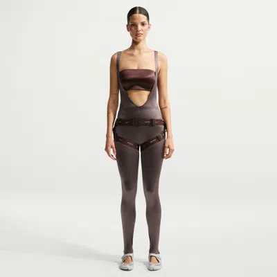 Nike Women's Skims Satin Shine High-waisted Bonded 29" Leggings In Brown