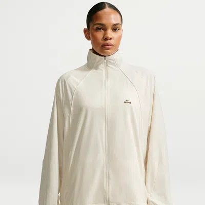Nike Women's Skims Stretch Nylon Oversized Jacket In White