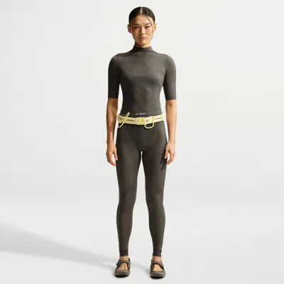 Nike Women's Skims Weightless High-waisted V-panel Leggings In Black