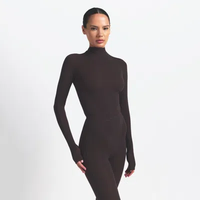 Nike Women's Skims Weightless Layers Mock-neck Long-sleeve Top In Brown