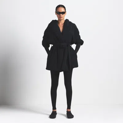 Nike Women's Skims Woven Nylon Wrap Coat In Black