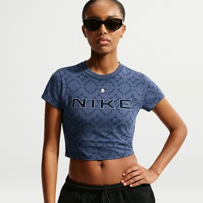 Nike Logo-print Cropped T-shirt In Blue