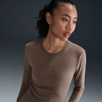 Nike Women's  Sportswear Chill Knit Slim Long-sleeve Cropped Top In Brown