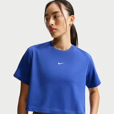 Nike Women's  Sportswear Classic Loose Short-sleeve Cropped T-shirt In Blue