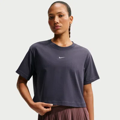 Nike Women's  Sportswear Classic Loose Short-sleeve Cropped T-shirt In Gray