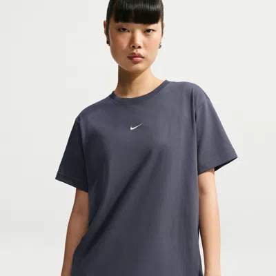 Nike Women's  Sportswear Classic Oversized T-shirt In Gray