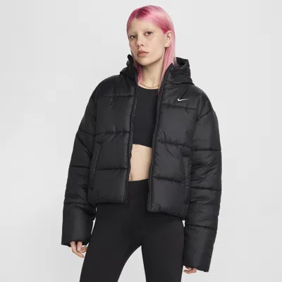 Nike Women's  Sportswear Classic Puffer Therma-fit Loose Hooded Jacket In Black/white