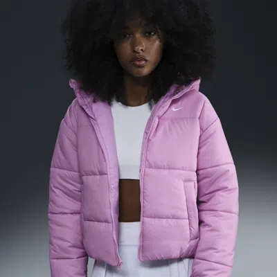 Nike Women's  Sportswear Classic Puffer Therma-fit Loose Hooded Jacket In Beyond Pink 