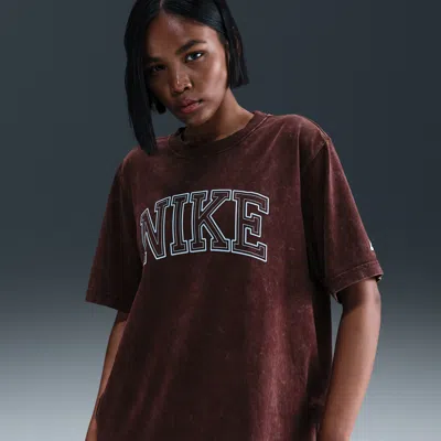 Nike Women's  Sportswear Classics Loose T-shirt In Brown