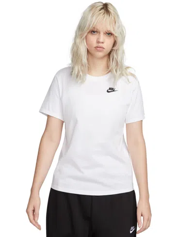 Nike Women's  Sportswear Club Essentials T-shirt In White