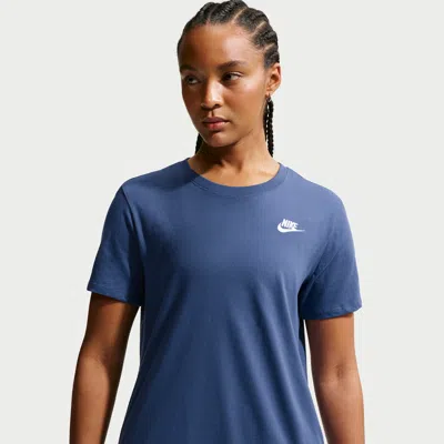 Nike Women's  Sportswear Club Essentials T-shirt In Blue