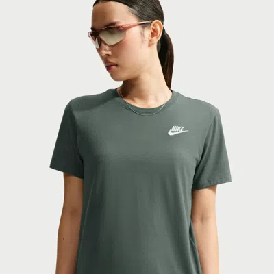 Nike Women's  Sportswear Club Essentials T-shirt In Green