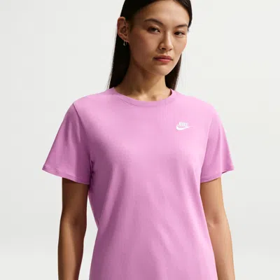 Nike Women's  Sportswear Club Essentials T-shirt In Pink