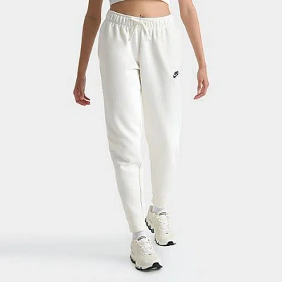 Nike Women's Sportswear Club Fleece Mid-rise Jogger Pants In White