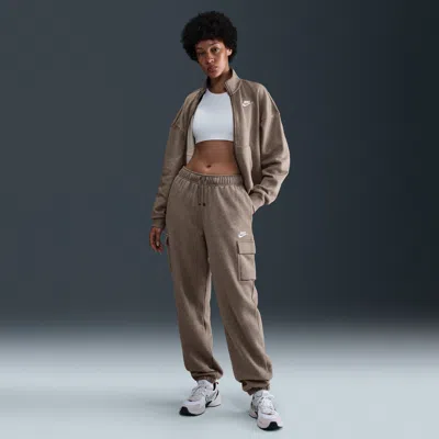Nike Women's  Sportswear Club Fleece Mid-rise Oversized Cargo Sweatpants