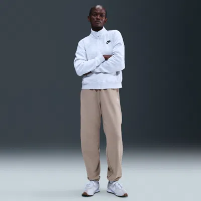 Nike Women's  Sportswear Club Fleece Mid-rise Oversized Sweatpants In Brown