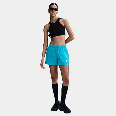 NIKE NIKE WOMEN'S SPORTSWEAR CLUB FLEECE MID-RISE SHORTS