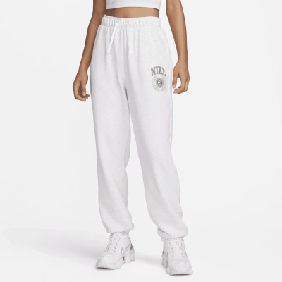 Nike Women's  Sportswear Club Fleece Oversized Mid-rise Sweatpants In Brown