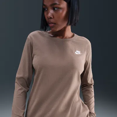 Nike Women's  Sportswear Club Long-sleeve T-shirt In Brown