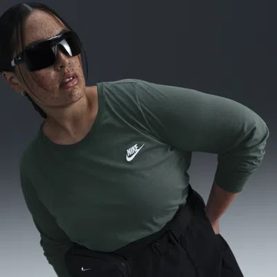 Nike Women's  Sportswear Club Long-sleeve T-shirt (plus Size) In Green