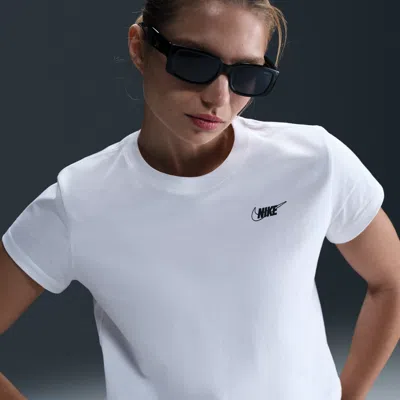 Nike Women's  Sportswear Club Short-sleeve Cropped Graphic T-shirt In White