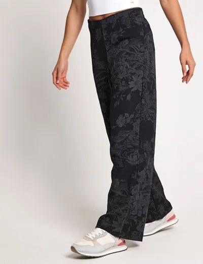 Nike Women's Sportswear Collection Jacquard Track Pants