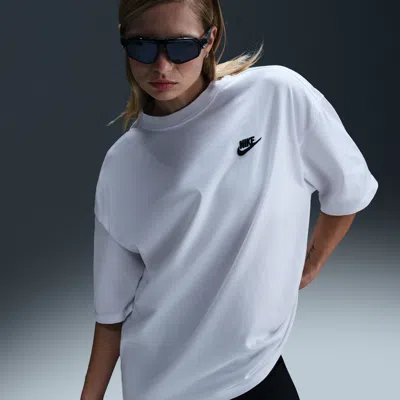 Nike Women's  Sportswear Essential Oversized T-shirt In White