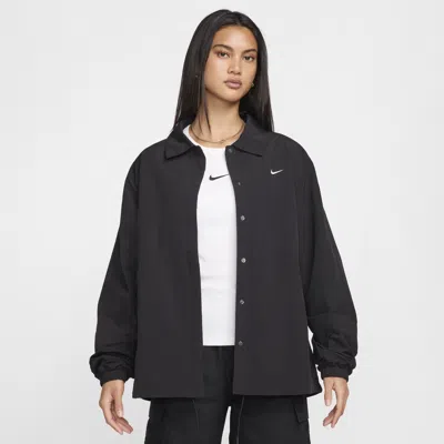 Nike Women's  Sportswear Essential Oversized Uv Woven Coaches' Jacket In Black/white
