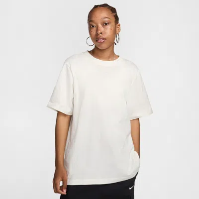 Nike Women's  Sportswear Essential T-shirt In White