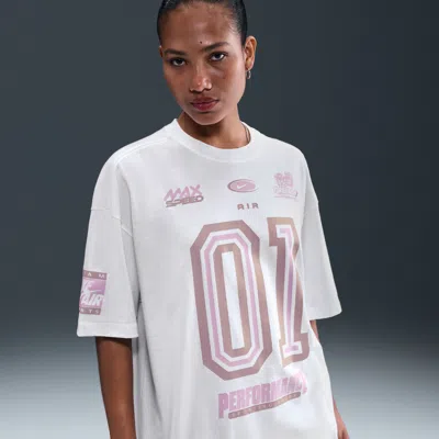 Nike Women's  Sportswear Essentials Oversized T-shirt In White