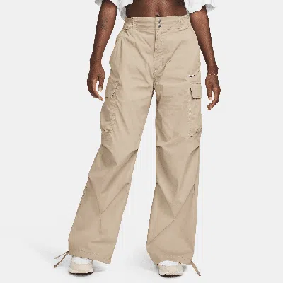Nike Women's  Sportswear High-waisted Loose Woven Cargo Pants In Brown