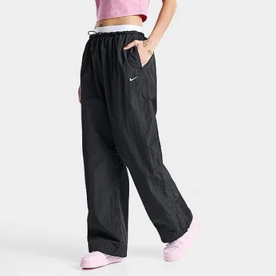 Nike Women's Sportswear Loose High-waisted Parachute Pants In Black